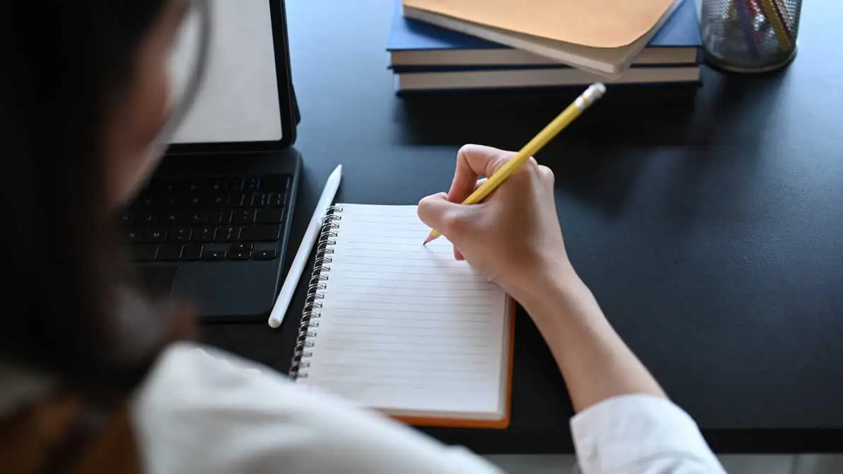 how to write SOP for business